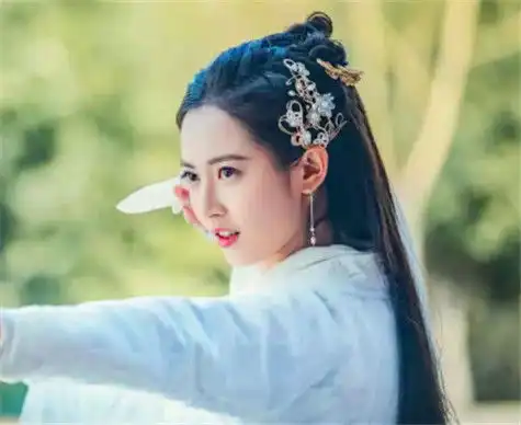 倚天无忌为啥最终选了赵敏瞧瞧杨过和郭靖的名字,你就明白了