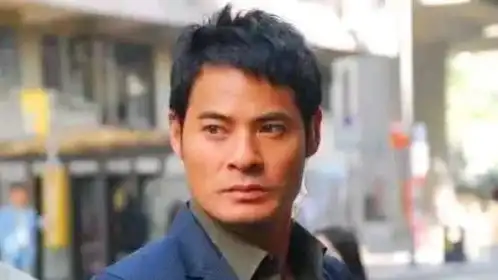 饰演警察的4位演员,难怪他们的演技那么好,原来曾经都是真警察