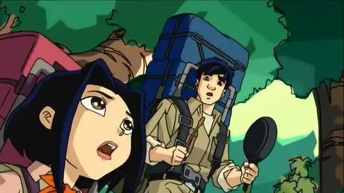 成龙历险记史密斯正在认真的拍照,树后突然串出来一只黑豹