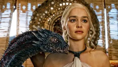 权力的游戏丹妮莉丝配做龙母吗要死几条龙她才知道自己有多蠢
