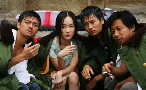 农村大学生带女友在荒郊避雨,不料引发悲剧,揭露人性的国产片
