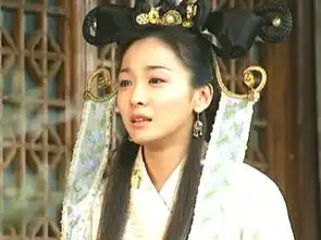 风云雄霸天下中三位女主以布条为发饰,幽若清雅于楚楚喜庆
