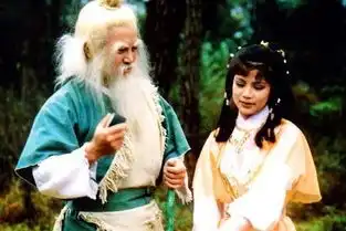 四次演洪七公,当40年配角,晚年因儿媳杨幂受关注
