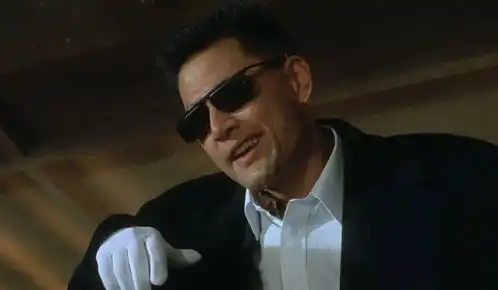 梅艳芳于荣光戴着墨镜,我以为他是高手,李连杰比他更厉害
