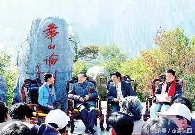 从此人间无大侠丨一个陕西农村娃眼中的金庸武侠
