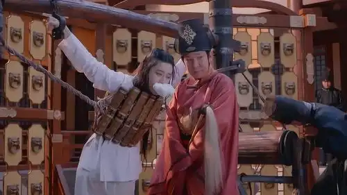 武媚娘传奇韦贵妃对武如意实施酷刑,范冰冰这段戏称得上演技炸裂
