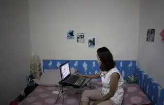 打工者的蜗居生活暗无天日的房间房租却贵的要命