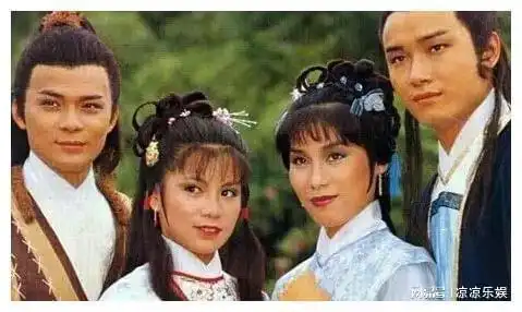 最美武则天冯宝宝,两岁出道卖命养家,老公拿她借贷养第三者
