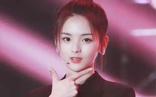 将夜2刚结束,杨超越还有3部待播剧出道不足2年的她,2020或全面霸屏
