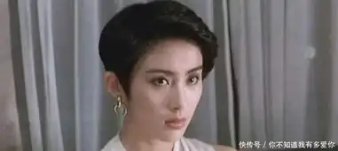 喜剧之王周星驰与搭档张敏一起同行照片,网友呐喊很般配