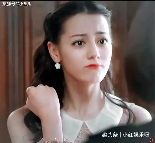 女星民国公主头造型,以为热巴是王者,看到她才知啥叫天下无双
