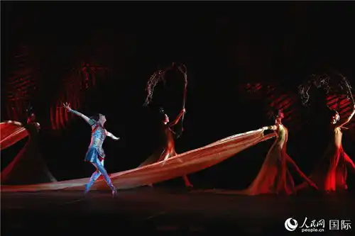 让中国艺术搭起民心沟通的桥梁芭蕾舞剧花木兰在毛里求斯上演
