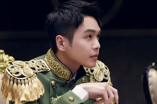 何炅何运晨联手探案,张若昀变青蛙王子,大侦探期待值拉满