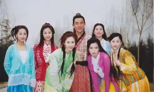 丑男主也配当万人迷抗日剧男主眼睛还没眼皮宽,古偶男主矮黑土