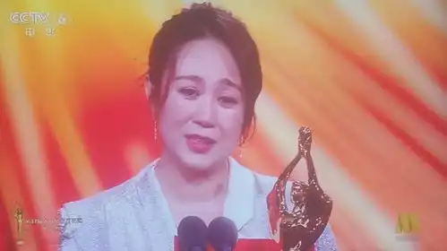 马丽能否力压贾玲热辣滚烫获百花奖结果网友直呼实至名归
