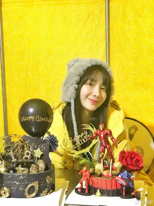 柳岩晒照为好友大鹏庆生,大鹏撞脸王宝强太搞笑了