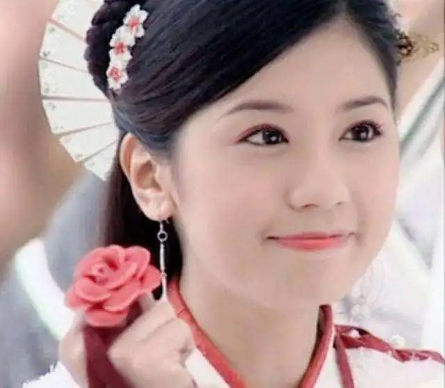 王艳的凝香,刘亦菲的小龙女,霍思燕的秋荣,贾静雯的赵敏,谁美腾讯新闻