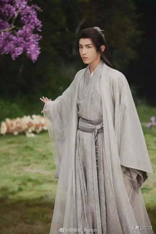 郭俊辰古装帅气满分
