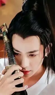 凭借镇魂圈粉无数的朱一龙,当年是王刚讲故事的主要演员
