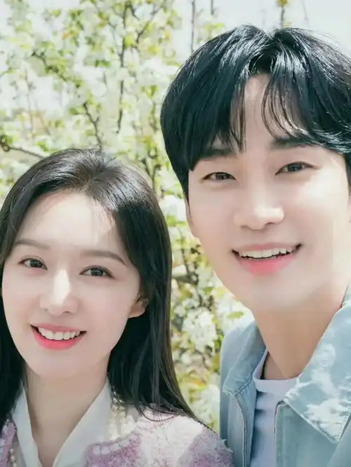 首尔这一夜,宋慧乔焕发第二春,金秀贤显油腻,汤唯减龄惊艳全场