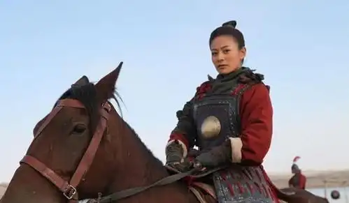 花木兰女扮男装,生活在军营12年,为什么没人发现她是女性

