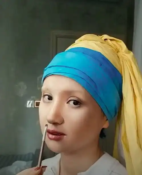 美妆达人油画仿妆,戴珍珠耳环的少女穿越到现实,简直以假乱真