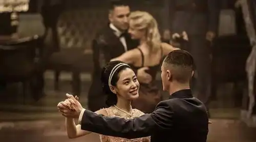 蒋介石私生活有多乱女秘书含泪说出实情,宋美龄帮他保密一生