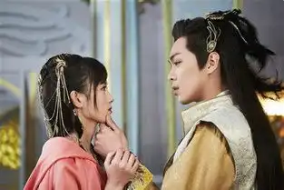 妖艳美瞳张若昀要演霍去病了,耿直回应自己的拼爹论
