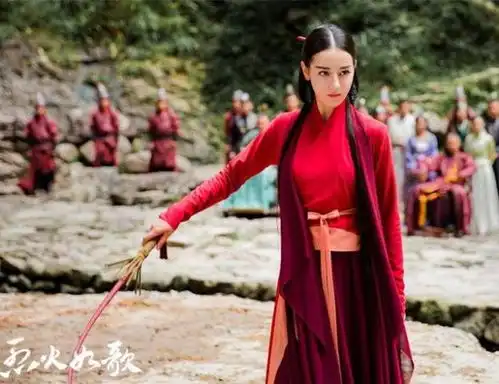 迪丽热巴以如歌造型入驻蜡像馆,网友不满纷纷质问为什么不是凤九
