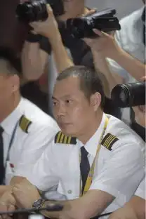 川航版萨利机长刘传建完成中国民航史诗营救