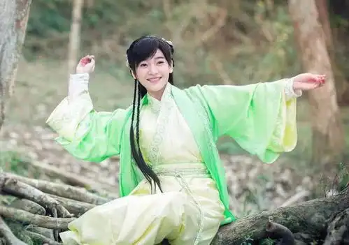 白雪继青云志后再次挑战经典妲己,被网友称为最温柔妲己