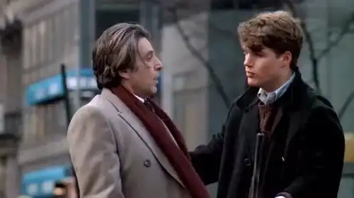 闻香识女人范克仿佛失去的灵魂,眼神空洞,让人心疼不已