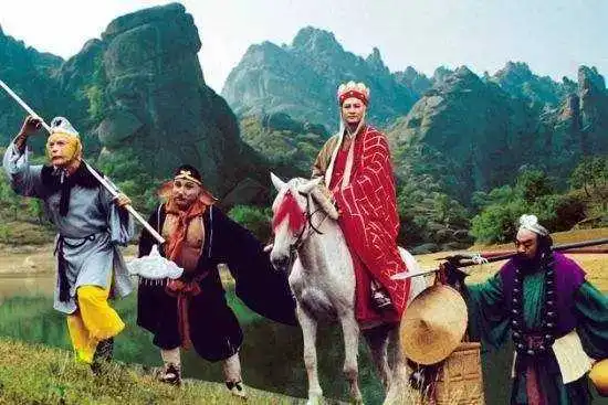 西天取经的开头中途结尾三处,都出现了强盗,其实寓意深刻
