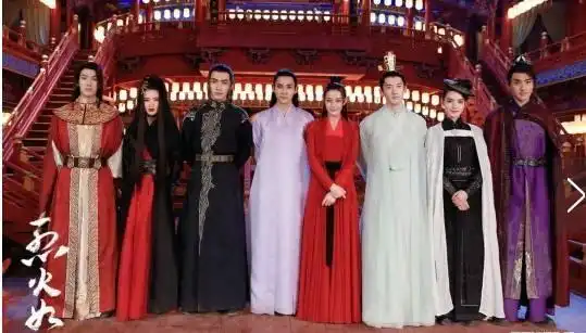 迪丽热巴新剧烈火如歌剧照曝光红衣的迪丽热巴超美
