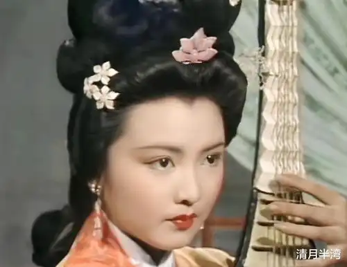 本以为蒋勤勤的西施足够惊艳,看到绝代姿容的董智芝,我改观了