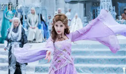 幻城中潮涯女王的5个扮相中,丝带抹胸裙最仙,v领俏皮装最淑女
