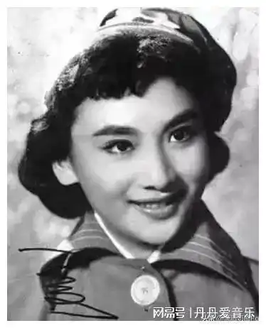 挨到与夏梦同一天离世,金庸一生对夏梦到底有多痴情