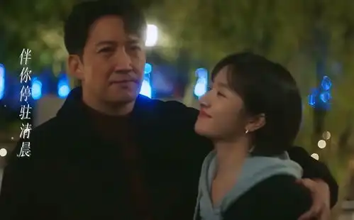 52岁于和伟和小22岁隆妮演情人,吻戏引热议演父女都不为过
