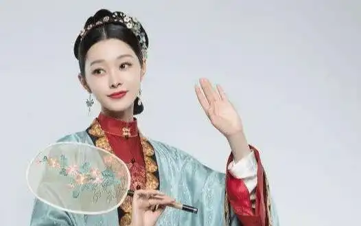 怪不得没人找宋轶演清宫戏,看了罕见的清宫照后,把其他妃子放哪里
