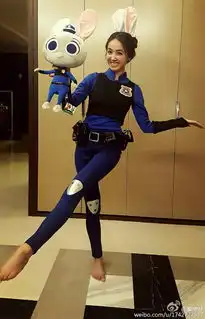 蔡依林穿制服cos兔警官朱迪
