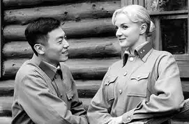 我的娜塔莎开播朱亚文伊莉莎担当男女主角编剧谈首次选新人挑大梁高满堂大牌价高用不起
