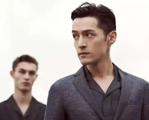 倾城时光原定男主并非金瀚,而是他,在片尾处还挂着他的名字