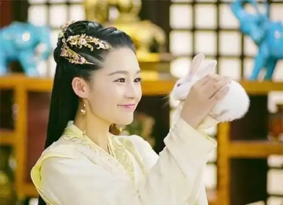 古装剧中,以前的玉女现代的女神,你更喜欢哪位