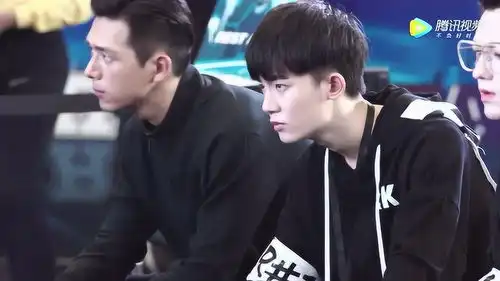 亲爱的,热爱的吴白打比赛,怎么好像台下的比他自己还紧张