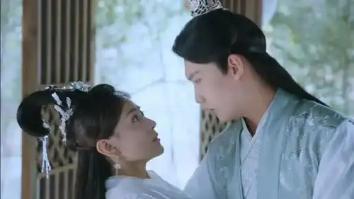 双世宠妃确认过眼神强势搂腰加傲娇告白是霸道王爷的标配