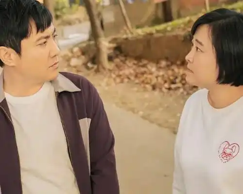 有种幸福叫沈腾妻子,年近40外表却只有18岁,不怪老公藏得深
