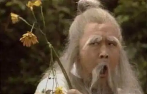 83版射雕英雄传的老顽童,如今心宽体胖晚年生活自在