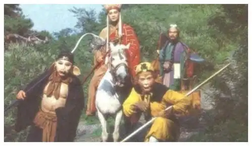 杨洁追悼会西游记主演都到场,中央领导人送上花圈
