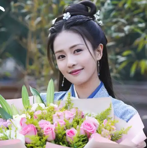 任嘉伦新剧官宣剧照,女主出乎意料的合适,等不及要磕cp了