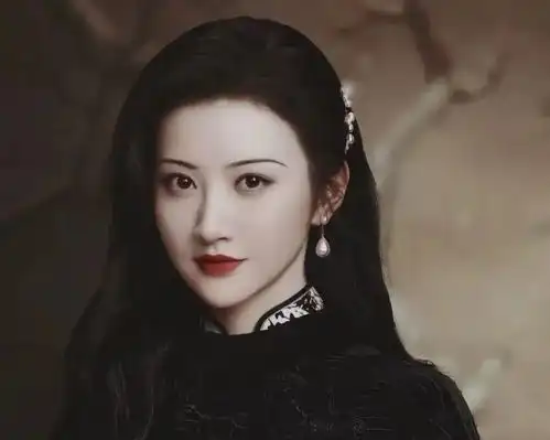 假头发假脸型假眼皮,明星的头上,还有什么是真的